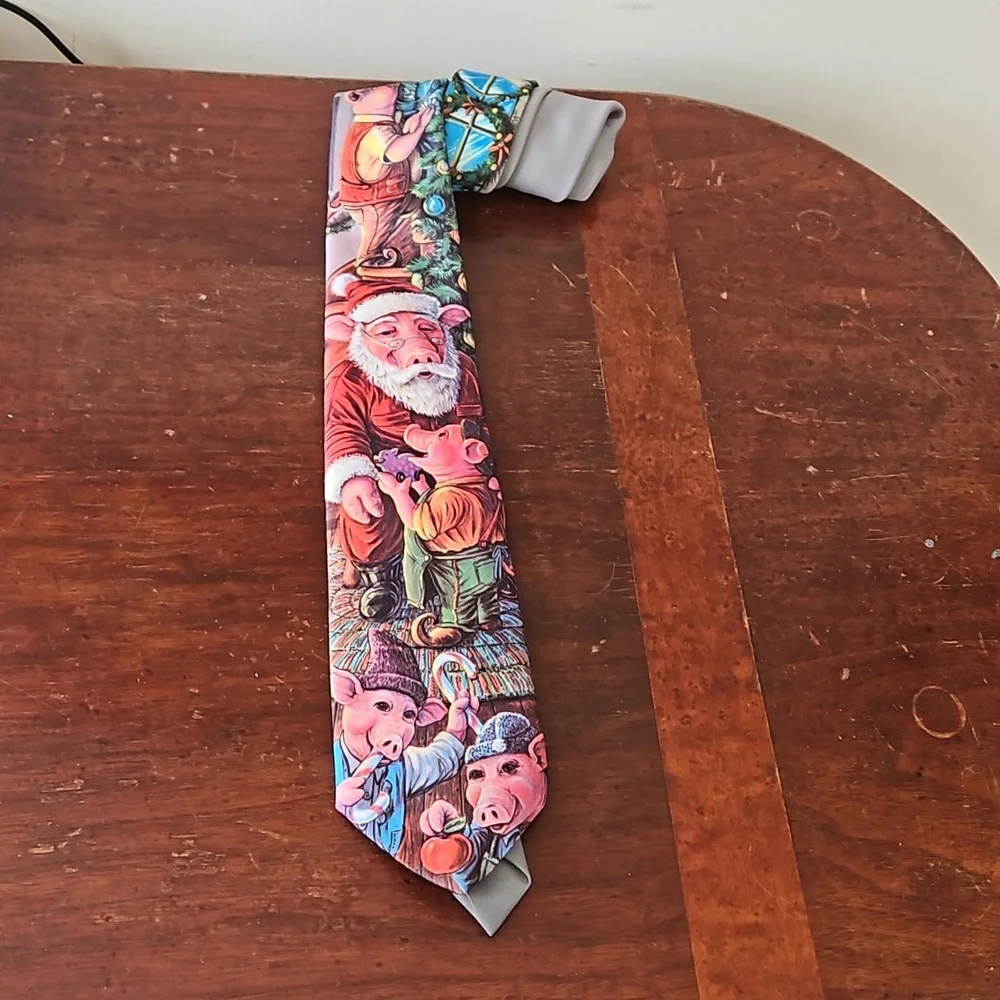 1992 Ralph Marlin Santa Hog Christmas Tie Made in the USA Vintage